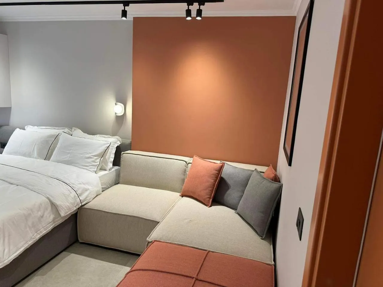 Lili'S Tirana Center Apartments 0*,  アルバニア